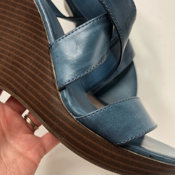 NEW Old Navy Distressed Blue Washed Crisscross Strappy Brown Wedge Sandals 10 - Picture 10 of 16